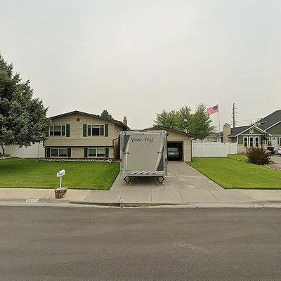 3217 Disney Dr, Idaho Falls, ID 83404