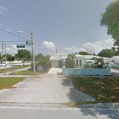 261 Forest Hill Blvd, West Palm Beach, FL 33405