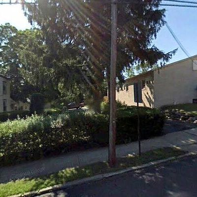 403 S Church St, Spring City, PA 19475