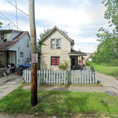 4096 E 57 Th St, Cleveland, OH 44105