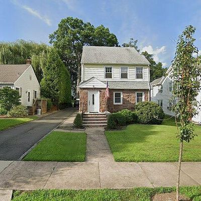 331 Gilbert St, Ridgewood, NJ 07450