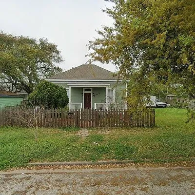 3518 Avenue Q 1/2, Galveston, TX 77550