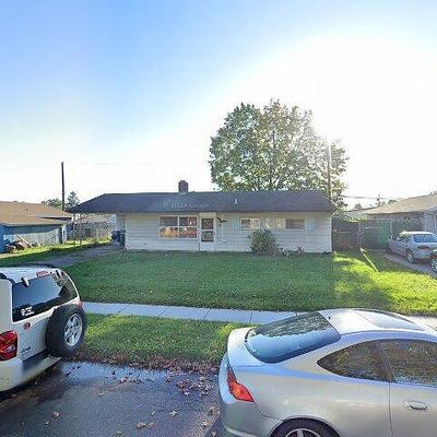 43 Balsam Rd, Levittown, PA 19057