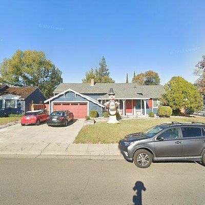 4709 Forest Pkwy, Sacramento, CA 95823