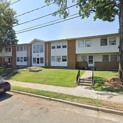 6508 Avenue C, Edison, NJ 08837