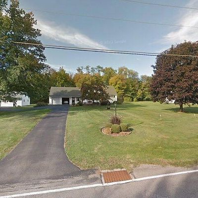 67 Shenango Rd, New Castle, PA 16105