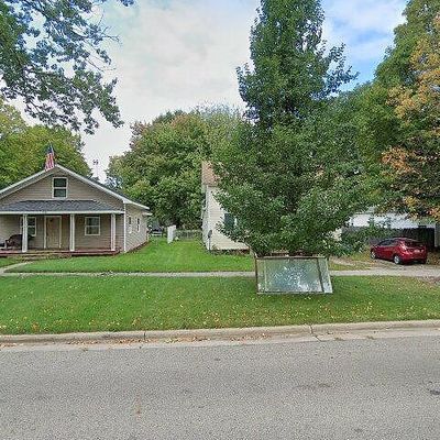 708 S Division St, Whitehall, MI 49461