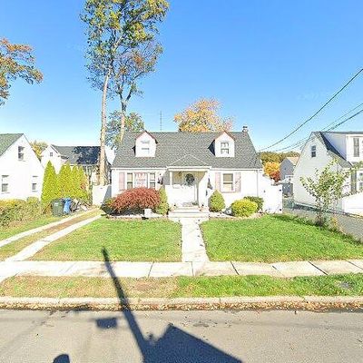 62 Willry St, Woodbridge, NJ 07095