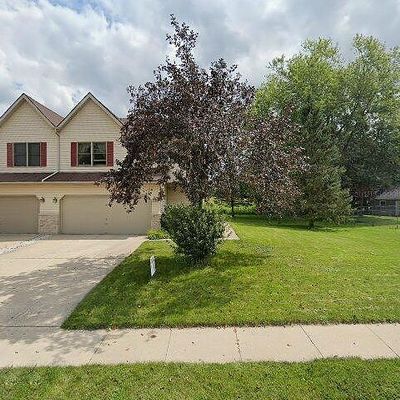 748 N Freeman St, Genoa City, WI 53128