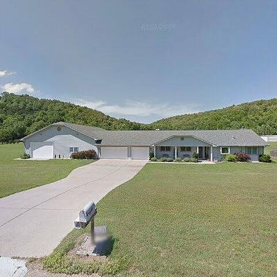 803 Valley Airport Dr, Cotter, AR 72626