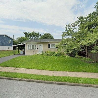 813 Faith Dr, Catasauqua, PA 18032