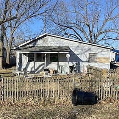 1103 Jackson St, Lamar, MO 64759