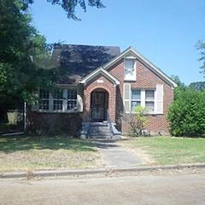 1113 South Line St Grenada, Grenada, MS 38901