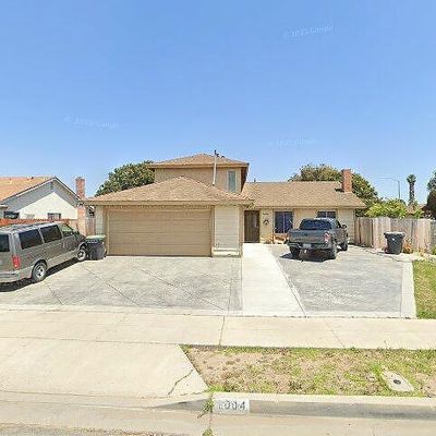 1004 N College Dr, Santa Maria, CA 93454