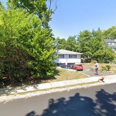 207 Alexander Ave, Montclair, NJ 07043