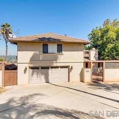 2140 Helix St, Spring Valley, CA 91977