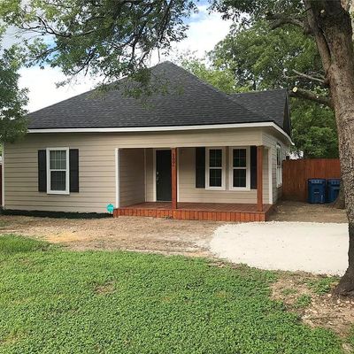 309 N Neches St, Whitney, TX 76692