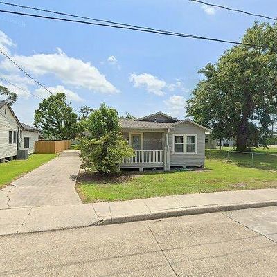 311 Engeron St, Houma, LA 70363