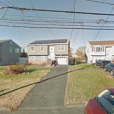 47 Mitchell St, Stamford, CT 06902