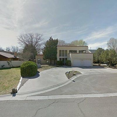 4 Robins Nest Pl, Roswell, NM 88201