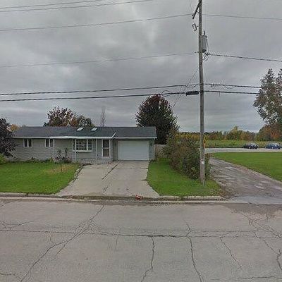 5544 North Ave, Denmark, WI 54208