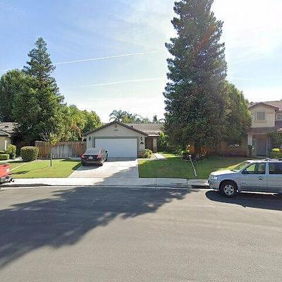 820 Timberleaf Dr, Bakersfield, CA 93312