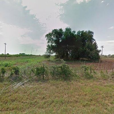 715 Thompson Rd, Dale, TX 78616