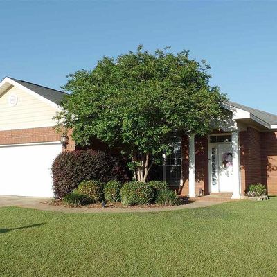 106 Planters Ct, Enterprise, AL 36330