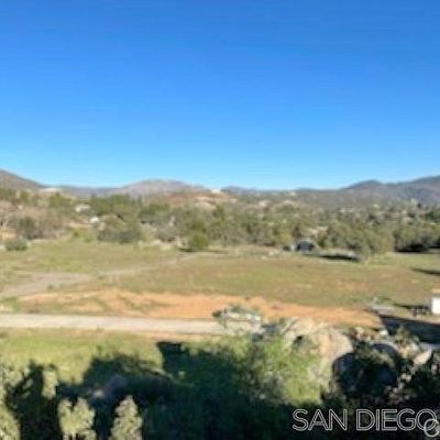 2585 S Grade Rd, Alpine, CA 91901