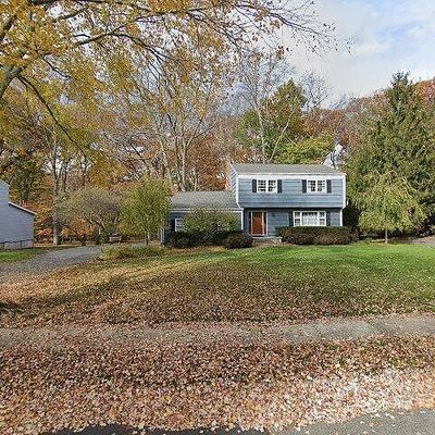 26 Florie Farm Rd, Mendham, NJ 07945