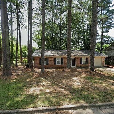 38 Carriage House Rd Sw, Bessemer, AL 35022