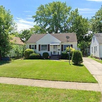 32 Best St, Bedford, OH 44146