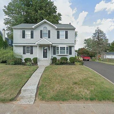 40 Norwyn Rd, Hatboro, PA 19040