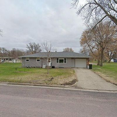 409 N Brown St, Winthrop, MN 55396