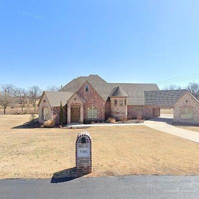 5901 Chateau Ct, Stillwater, OK 74075