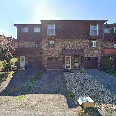 602 Bayberry Ln, Imperial, PA 15126