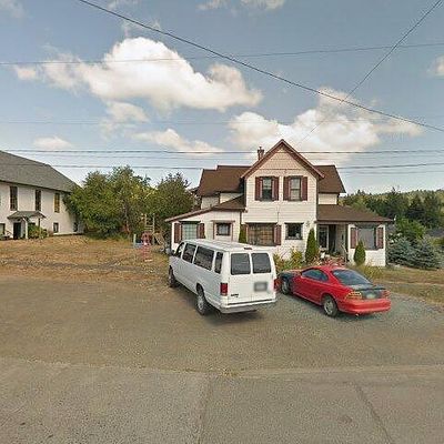 626 N Collier St, Coquille, OR 97423