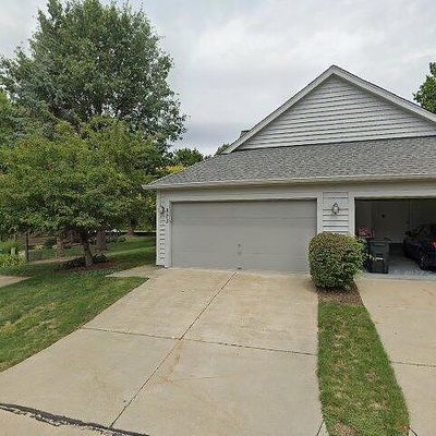 828 Arboretum Cir, Northfield, OH 44067