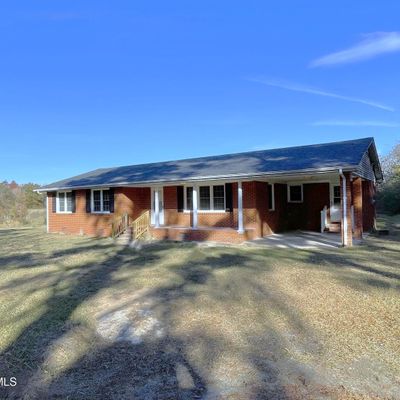 8949 Mackeys Rd, Roper, NC 27970