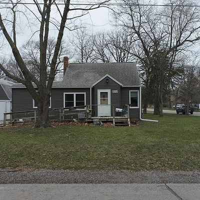 1017 Longview St, Cedar Falls, IA 50613