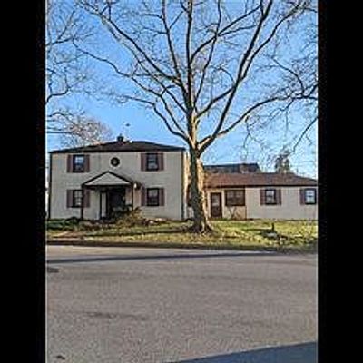 128 Camp St, Emmaus, PA 18049