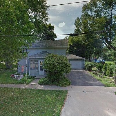 116 Ferry St, Prophetstown, IL 61277