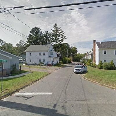 15 W Silver St, Middletown, CT 06457