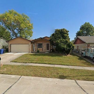 15616 92 Nd Ave, Florissant, MO 63034