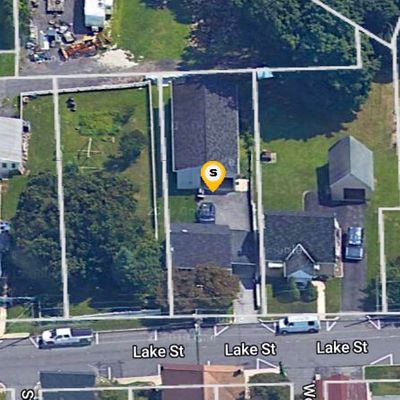 21 Lake St, Mohnton, PA 19540