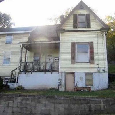 231 Seneca St, Turtle Creek, PA 15145