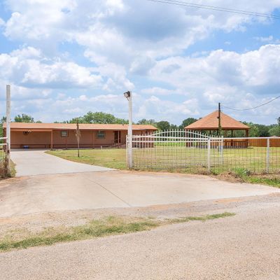 5030 Blackhill Rd, Floresville, TX 78114