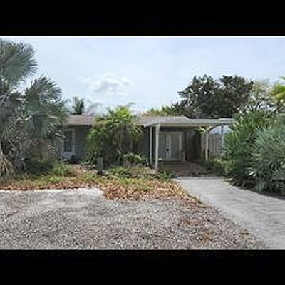 4712 Blossom Dr, Holiday, FL 34690