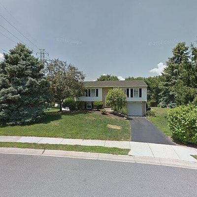 115 Autumn Dr, Lititz, PA 17543