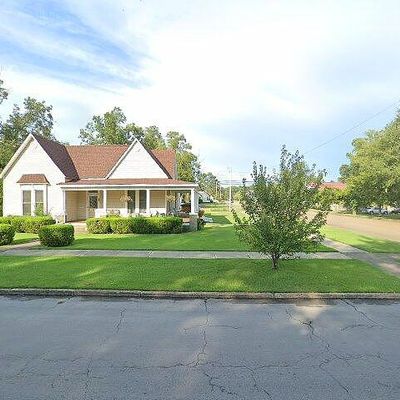 215 3 Rd St S, Amory, MS 38821